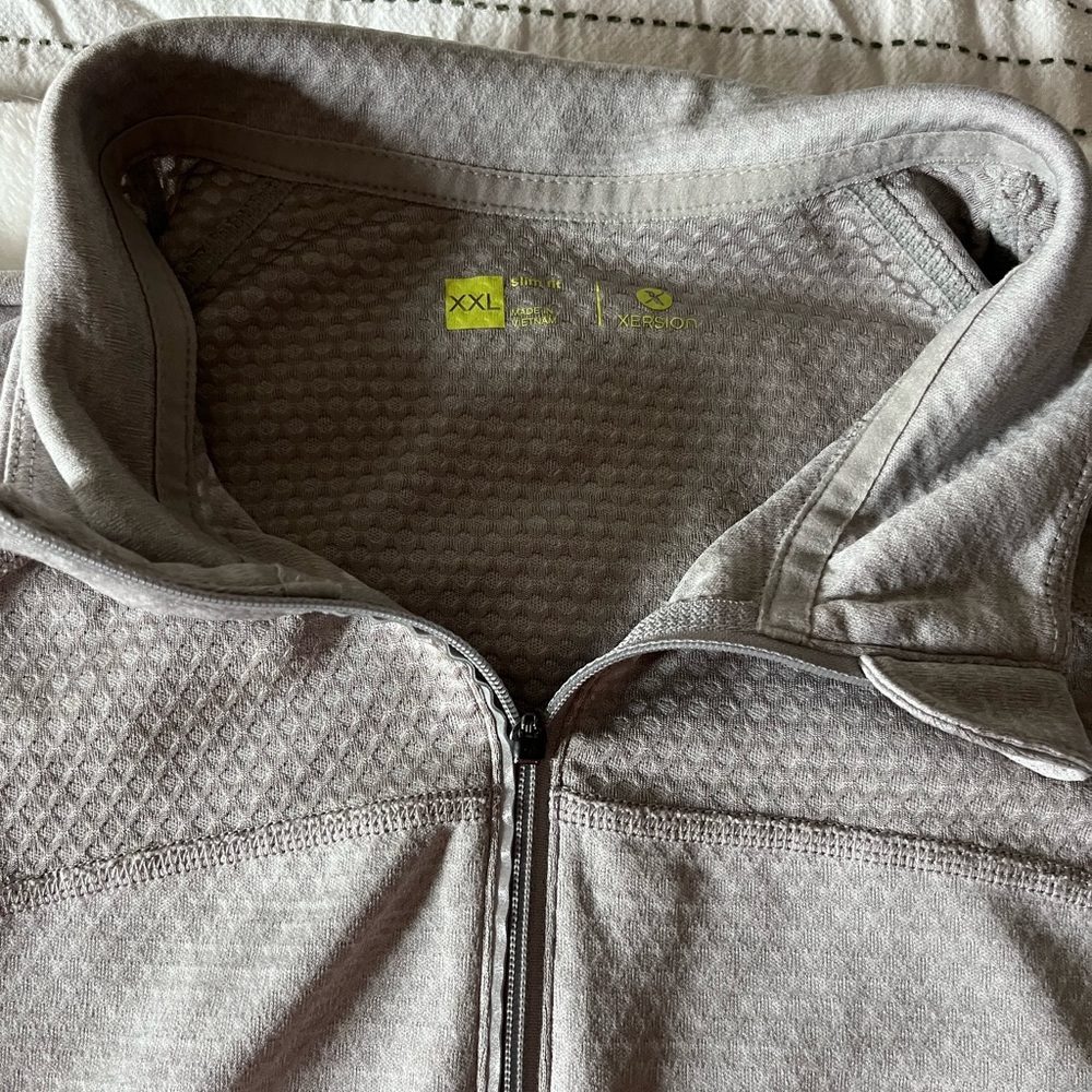 Xersion Women’s Gray Dry-wick Longsleeve 1/4 Zip Pullover Lightweight Size XXL - Picture 2 of 4